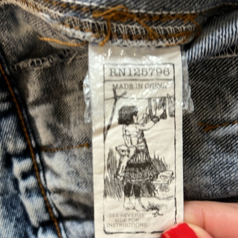 NWT DENIM JACKET - Picture 13 of 14